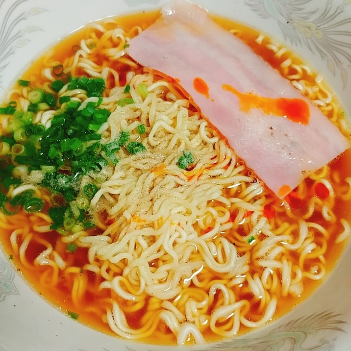 レンジで作る☆ベーコン入りチャルメララーメン